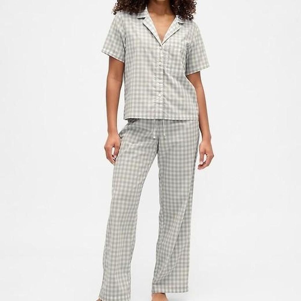 Gap Women's Grey Pajamas